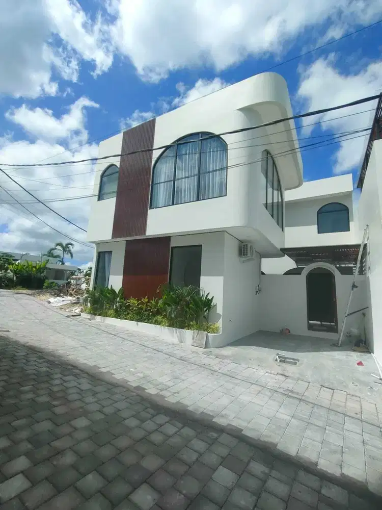 Dijual Villa Baru Fully Furnished di Tumbak Bayuh Pererenan Badung