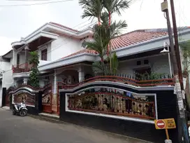 Rumah Mewah Posisi Hook Siap Huni 2 Lantai Di Riung Bandung