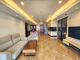 Disewakan Apt Royale Springhill Kemayoran 3+1BR Luas 196m2 VR1129