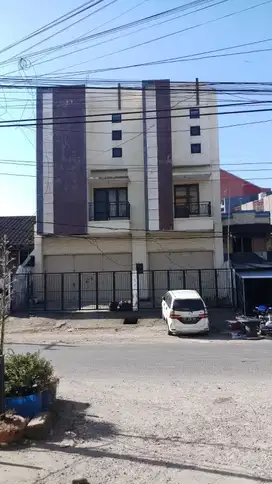 Di jual Ruko 2 petak jl Tarakan