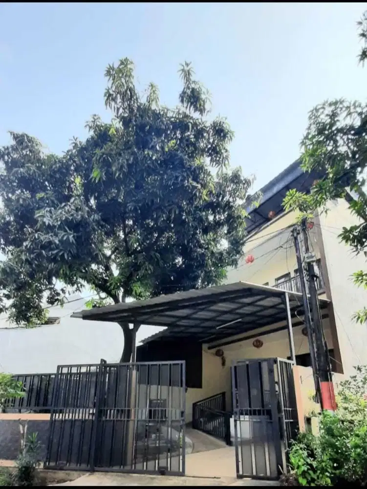 jual cepat rumah 3lantai disunter