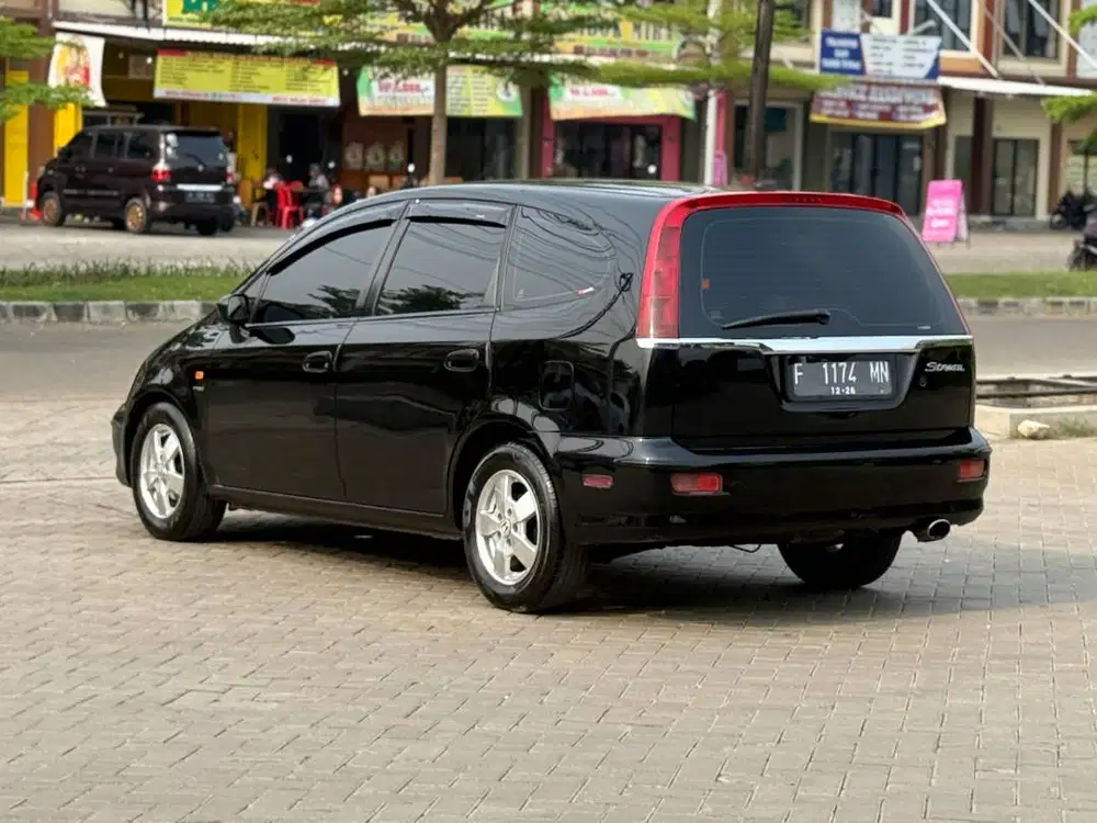 Honda Stream 1.7 AT th 2002