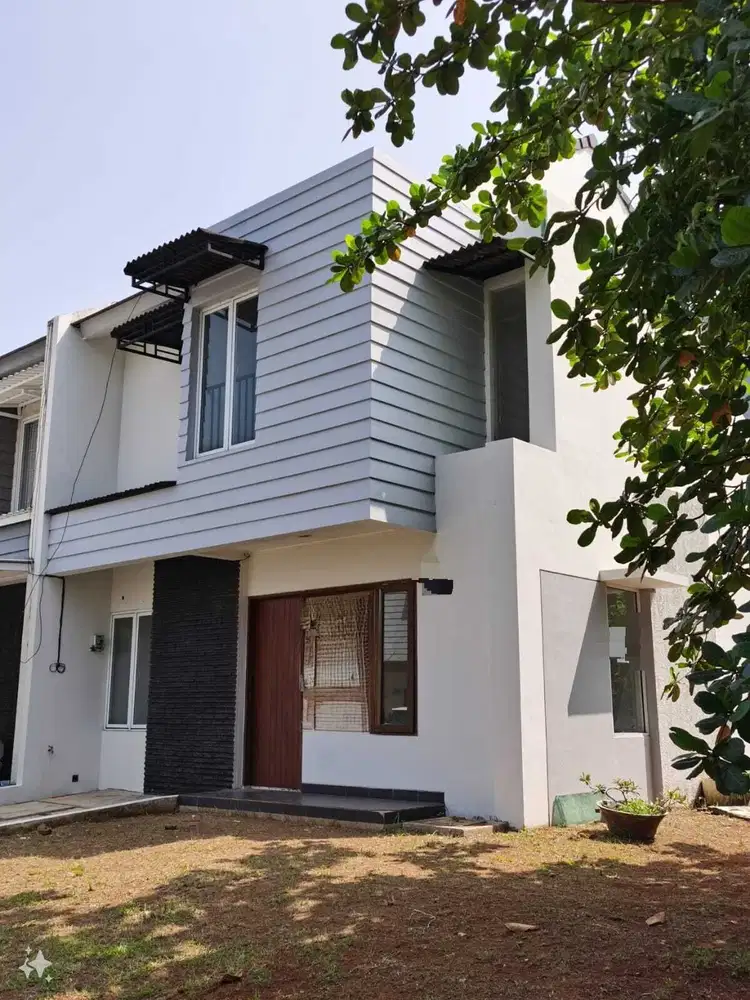 Dijual cepat rumah  hoek 2 lantai  di nature residence cimone