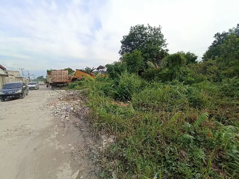 Dijual tanah di sekitar jl Melati/ Garuda Sakti Panam