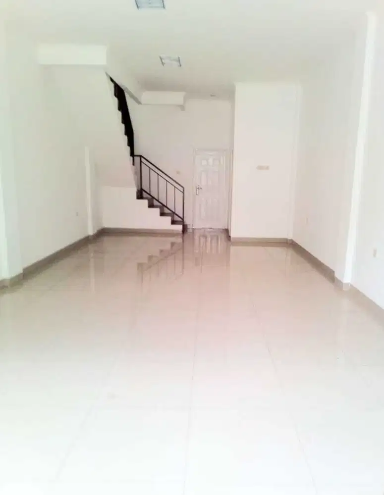 DIJUAL RUKO 2,5 LANTAI DI CIGANJUR JAGAKARSA JAKARTA SELATAN
