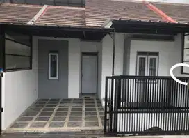 Di jual rumah Di Riung duta harga murah
