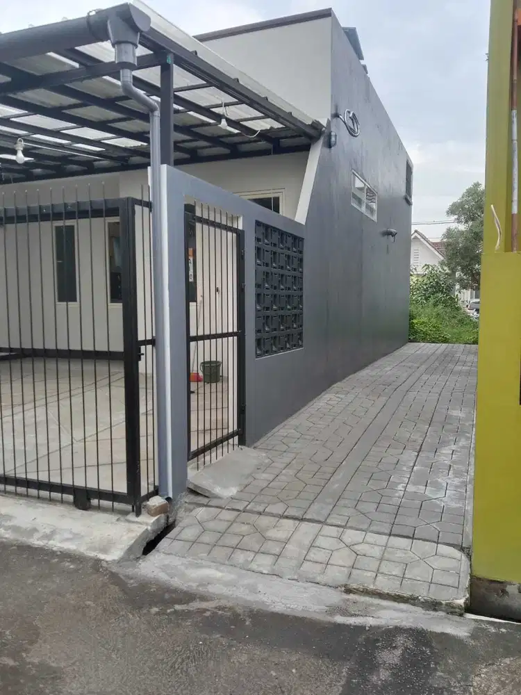 RUMAH BARU-SIAP HUNI Samping MALL BARU Gading Serpong & BSD