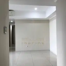 sewa apartemen taman anggrek residence unfurnished lift private