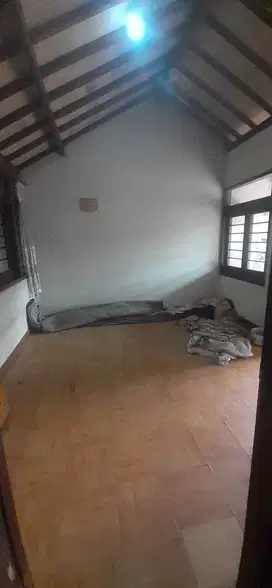 Dijual rumah di komplek pharmindo bandung