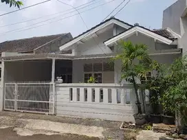 Jual Cepat Rumah Dalam Komplek Galaxy Bekasi Selatan