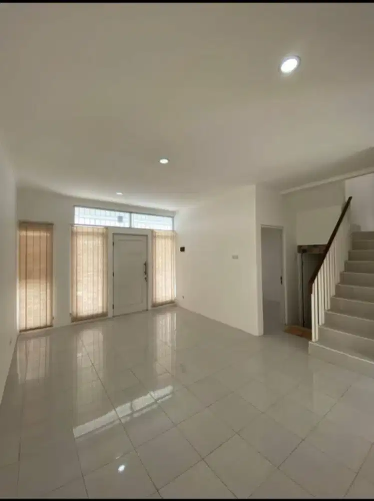 DIJUAL CEPAT RUMAH 2 LANTAI DI NEW SERPONG ESTATE