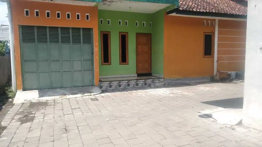 Dikontrakkan Rumah di Seputaran Jalan Kaliurang ( jakal km 8 )