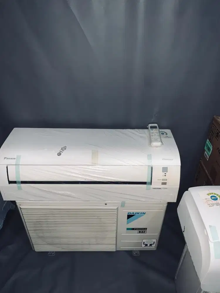 AC DAIKIN INVERTER HEMAT LISTRIK 1/2 PK