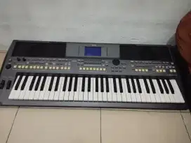 keyboard yamaha psr s670