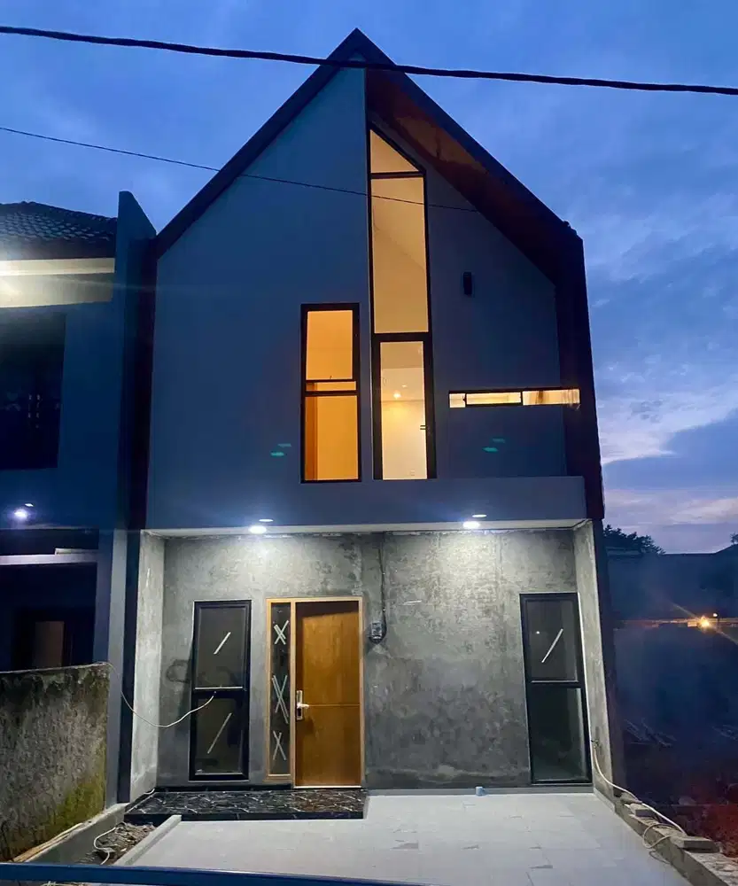 Rumah baru 2 lantai dekat stasiun KA jurang mangu