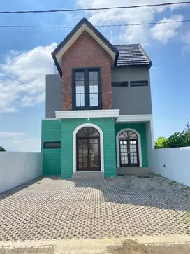 VILLA 2 LANTAI VIEW GUNUNG PANDERMAN