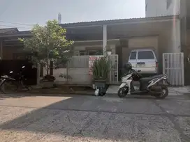 Dijual cepat rumah dikawasan Elite Taman Kopo indah