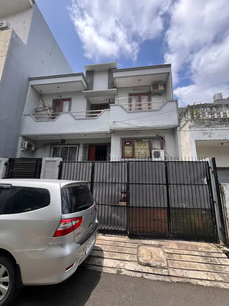 Rumah Tomang cocok buat kost LT 9 x 15