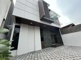 Rumah Mewah 2 Lantai di Palagan – Hunian Bergengsi Dekat Hyatt & UGM!
