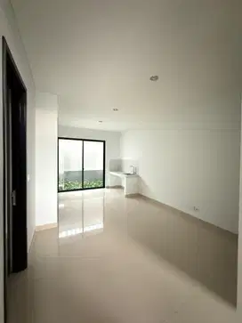 Rumah Podomoro Ready Unit dijual cepat Free Ppn Cash Back 45 juta