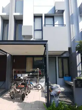 Dijual Rumah 2 Lantai dengan 2 Kamar Tidur dan 2 Kamar Mandi Siap Huni
