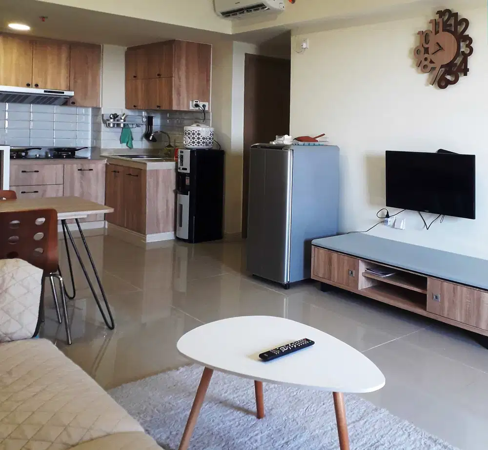 Apartemen Meikarta - 3 BR Full Furnished & Electronik