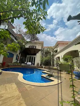 Desewakan Rumah Bagus Kebayoran  Baru Jakarta Selatan (Selong Area)