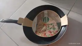 Fry Pan Mr DIY 28 cm anti lengket
