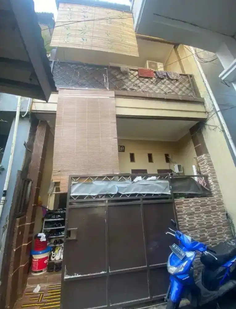 Di jual cepat rumah murah gang Rawabelong strategis jakarta barat