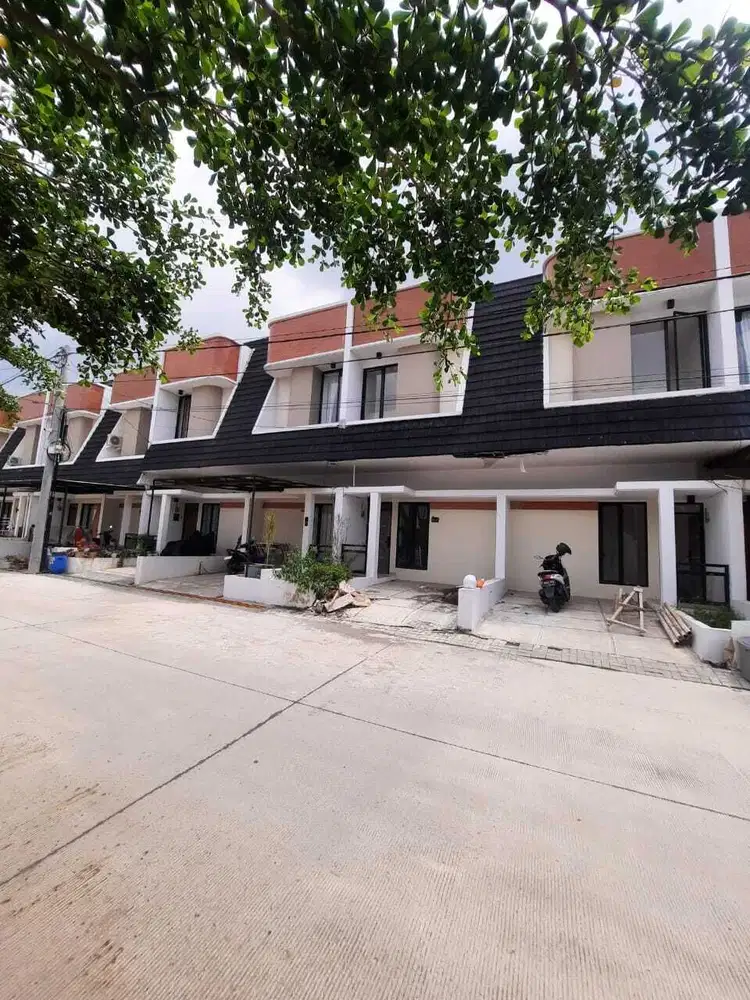 Rumah Sewa Ciwastra tipe Morinda 2 lantai negotible