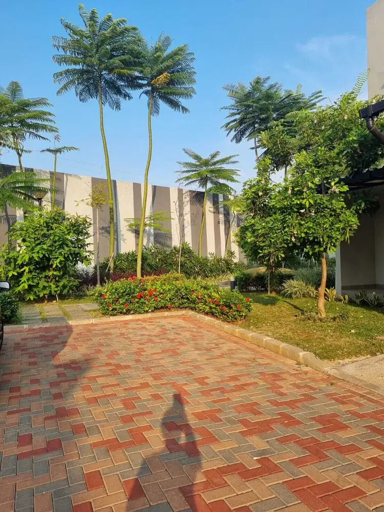 Disewakan Rumah Hoek Minimalis semi furnished di Menteng Metropolitan