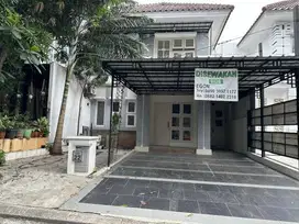 DISEWAKAN RUMAH 3 LANTAI LEGENDA WISATA CIBUBUR, ON NEGO
