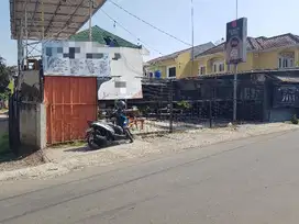 Tanah dan Bangunan Cafe pinggir Jalan Raya Sriwidari Sukabumi Kota