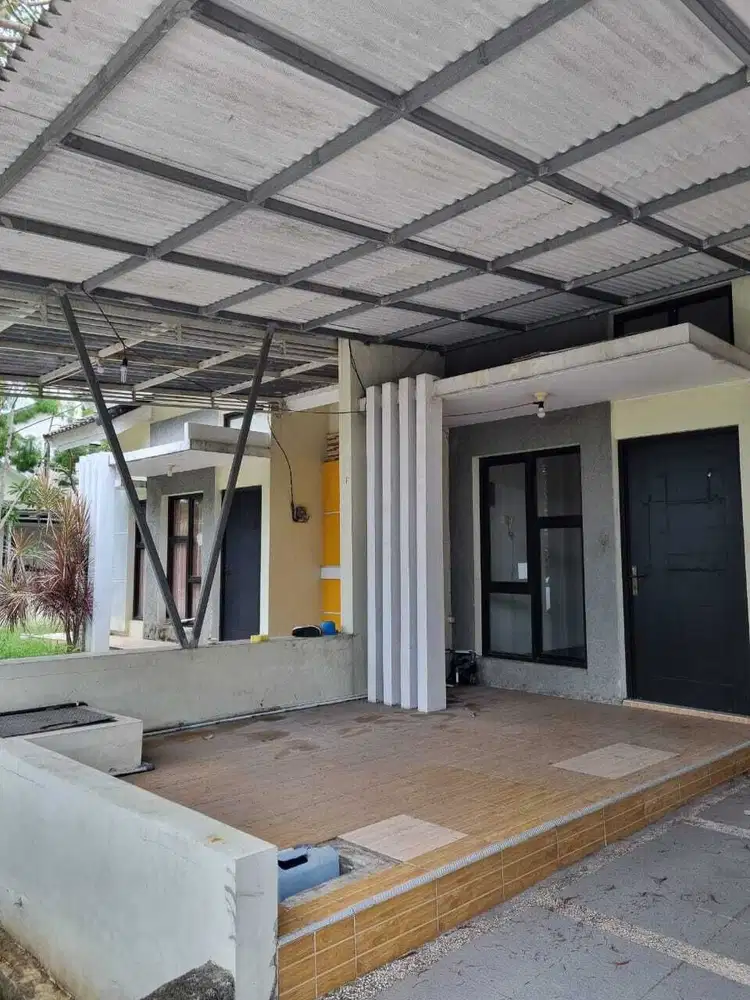 Dijual rumah gandeng di Cluster Celtic Segara City