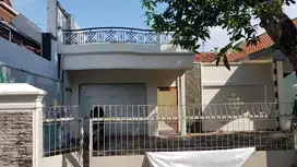 Rumah Besar 300m2 daerah Yosodipuro, Mangkubumen, Surakarta