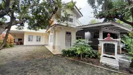 Rumah 2 lantai Huk di Taman Kenari Nusantara Cibubur