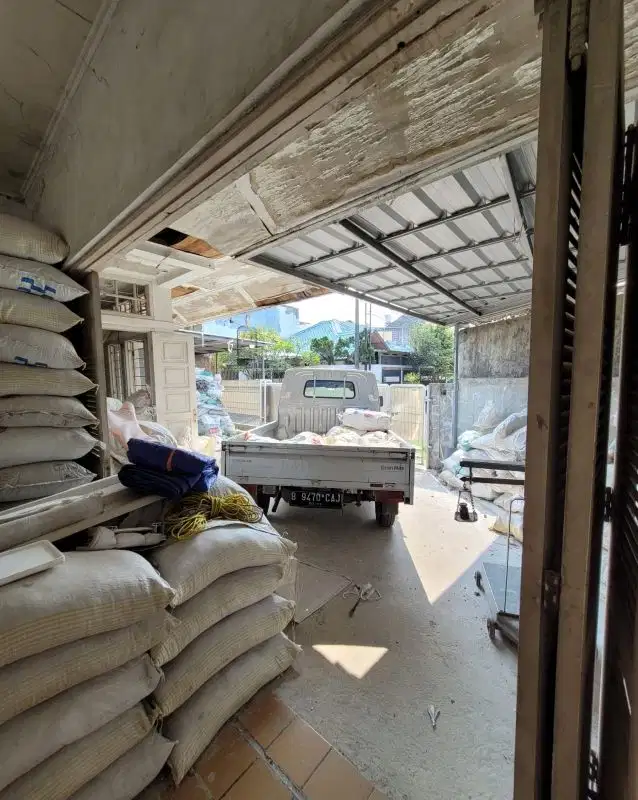Dijual Rumah di duta garden, tangerang. hitung tanah saja