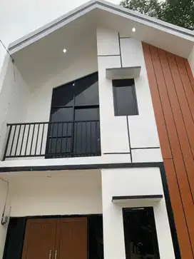 Rumah Nyaman 2 lantai 3 kamar Tidur dan 2 kamar mandi Sejuk dan Asri