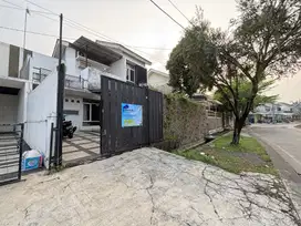 Dijual Rumah Usaha pinggir jalan utama di Citra Indah city Jonggol