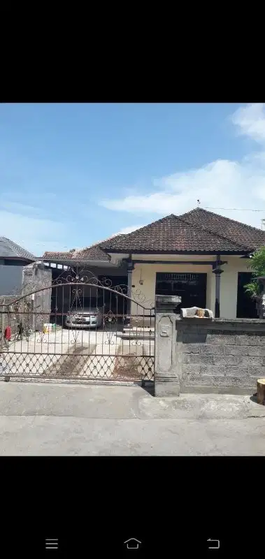 Rumah dekat jalan utama jalan pulau obi singaraja