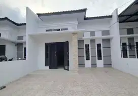 DIJUAL RUMAH MEWAH KOMPLEK DI AMPLAS KONSEP BALI