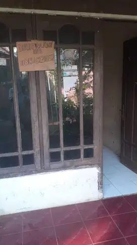 Disewakan kontrakan masuk mobil di rumbut depok