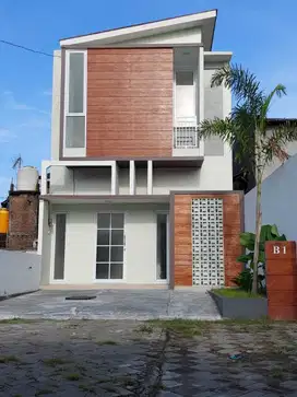 Rumah Dekat Rungkut Surabaya 2lantai Di Tambakrejo Private Residence