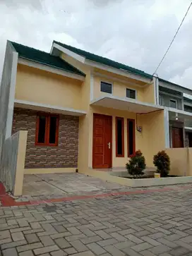RUMAH SIAP HUNI MOJOLABAN SUKOHARJO TIMUR PASAR KLIWON SOLO SURAKARTA