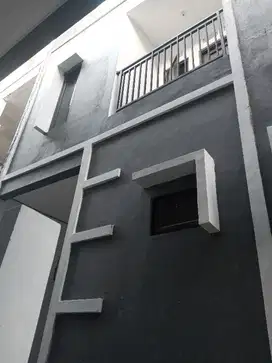 Rumah minimalis sangat murah nempel Kebagusan