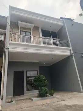 Rumah Town House Cilangkap Jakarta Timur