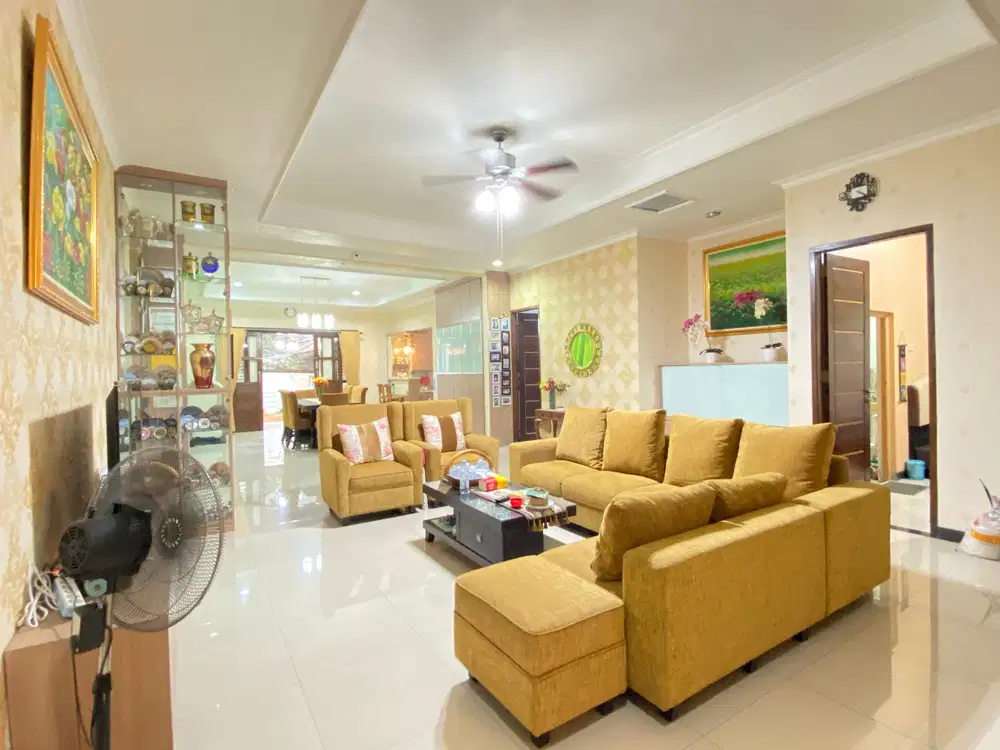 Rumah Terawat Luas Tanah 510 m2 - Harga Murah di Jagakarsa