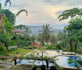 Villa Etnik + Kolamrenang View Bukit Menoreh Di Kota Jogja