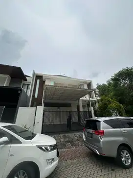 RUMAH BUKIT GOLF CITRALAND STRATEGIS, CARPORT, GARASI