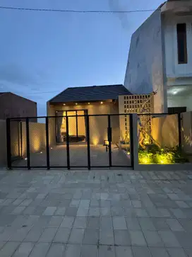 Rumah Mungil Modern Industrial Di Purwomartani